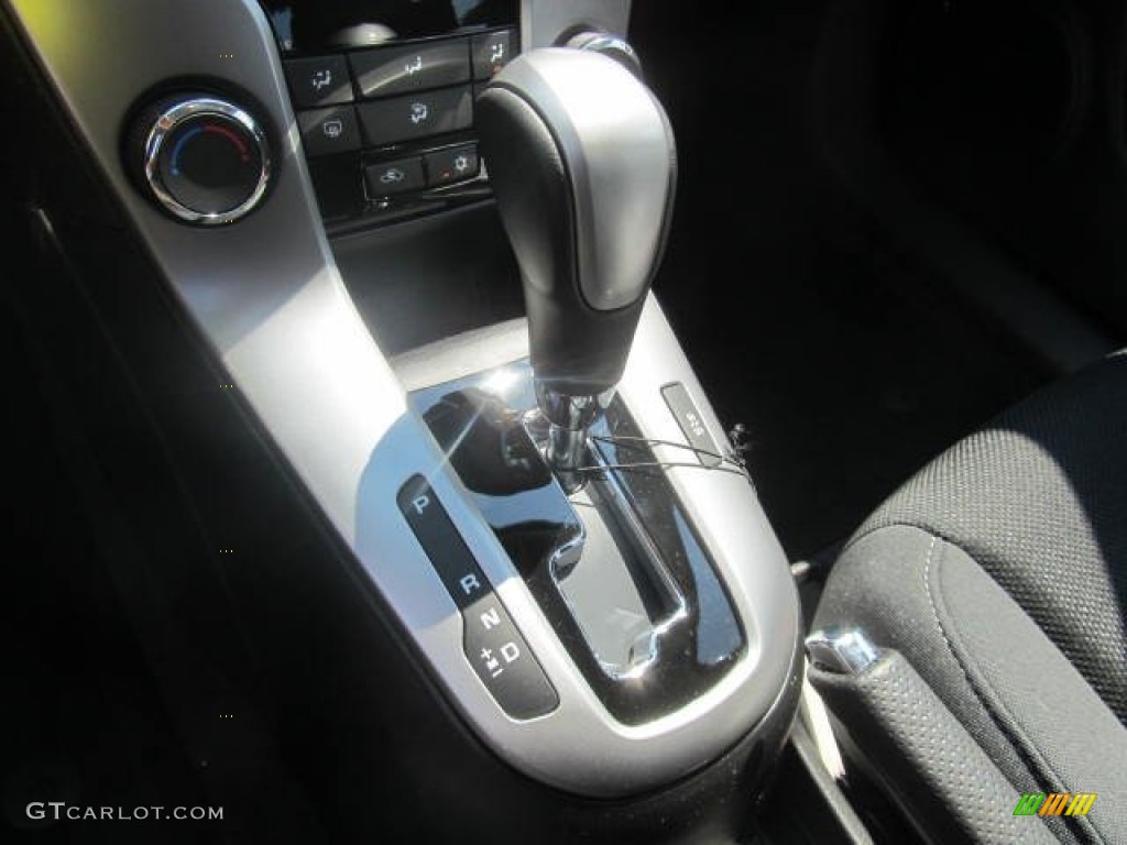 2013 Cruze LT - Summit White / Jet Black photo #16