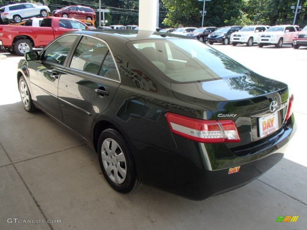 2011 Camry LE - Spruce Green Mica / Ash photo #5