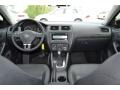 Black - Jetta SE Sedan Photo No. 14