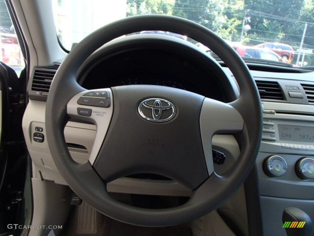 2011 Camry LE - Spruce Green Mica / Ash photo #17