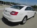 2010 White Suede Metallic Ford Taurus SEL  photo #10