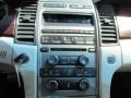 2010 White Suede Metallic Ford Taurus SEL  photo #17