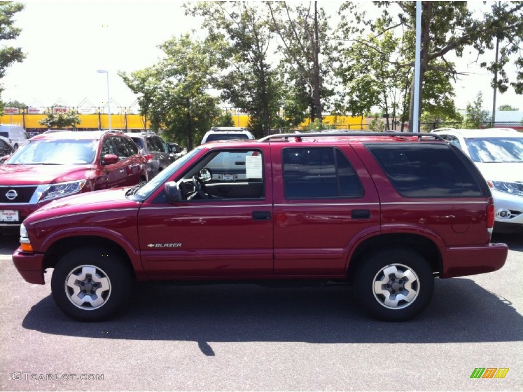 2004 Blazer LS 4x4 - Dark Cherry Red Metallic / Medium Gray photo #4
