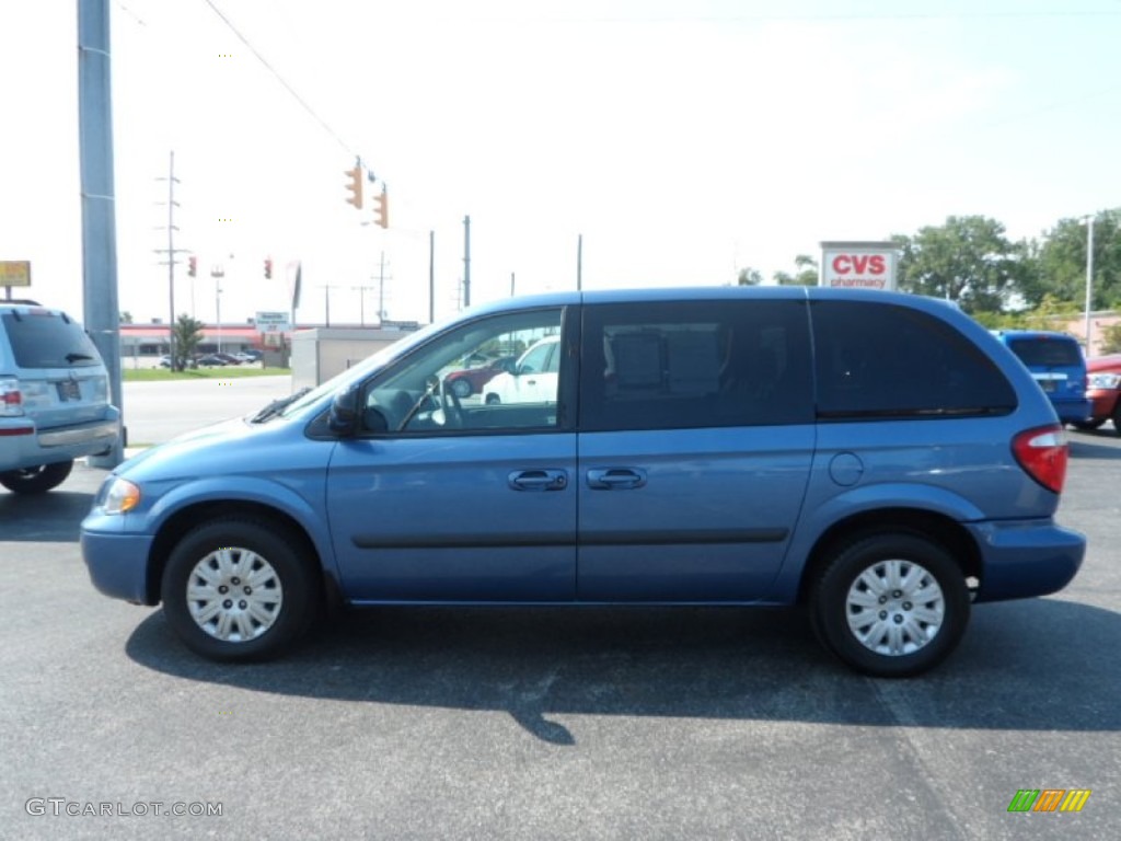 2007 Town & Country  - Marine Blue Pearl / Medium Slate Gray photo #4