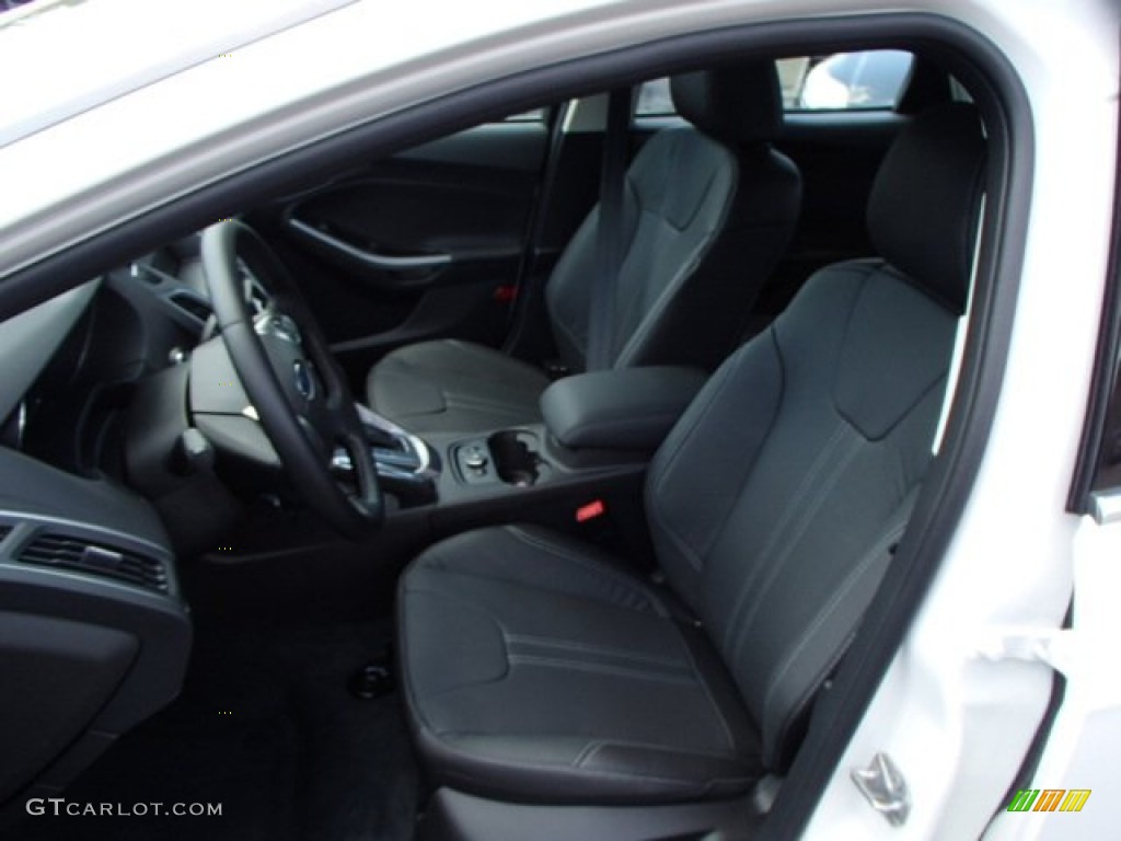 Charcoal Black Interior 2014 Ford Focus Titanium Sedan Photo #84687350