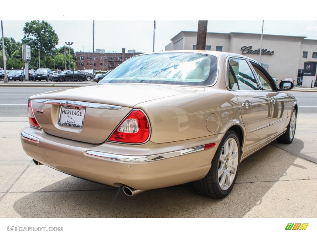 2004 XJ XJ8 - Topaz Metallic / Sand photo #6