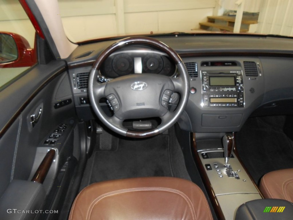 2010 Hyundai Azera Limited Brown Dashboard Photo #84691238