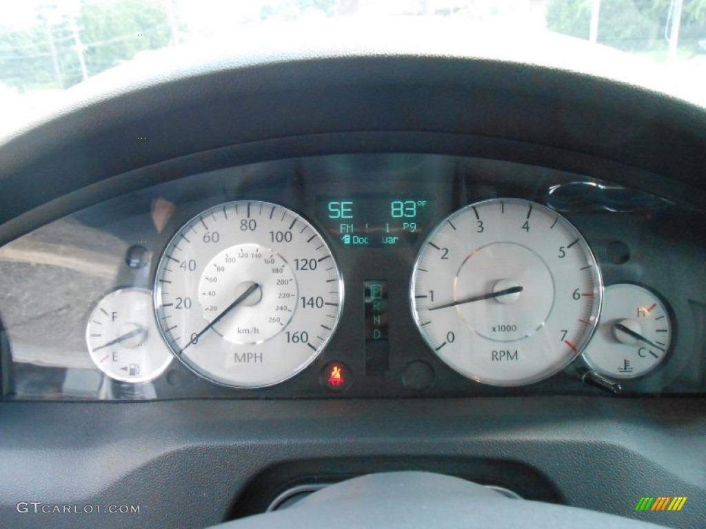 2009 Chrysler 300 C HEMI AWD Gauges Photos
