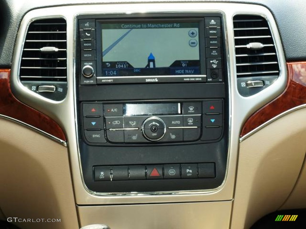 2012 Grand Cherokee Limited 4x4 - Winter Chill / Black/Light Frost Beige photo #12