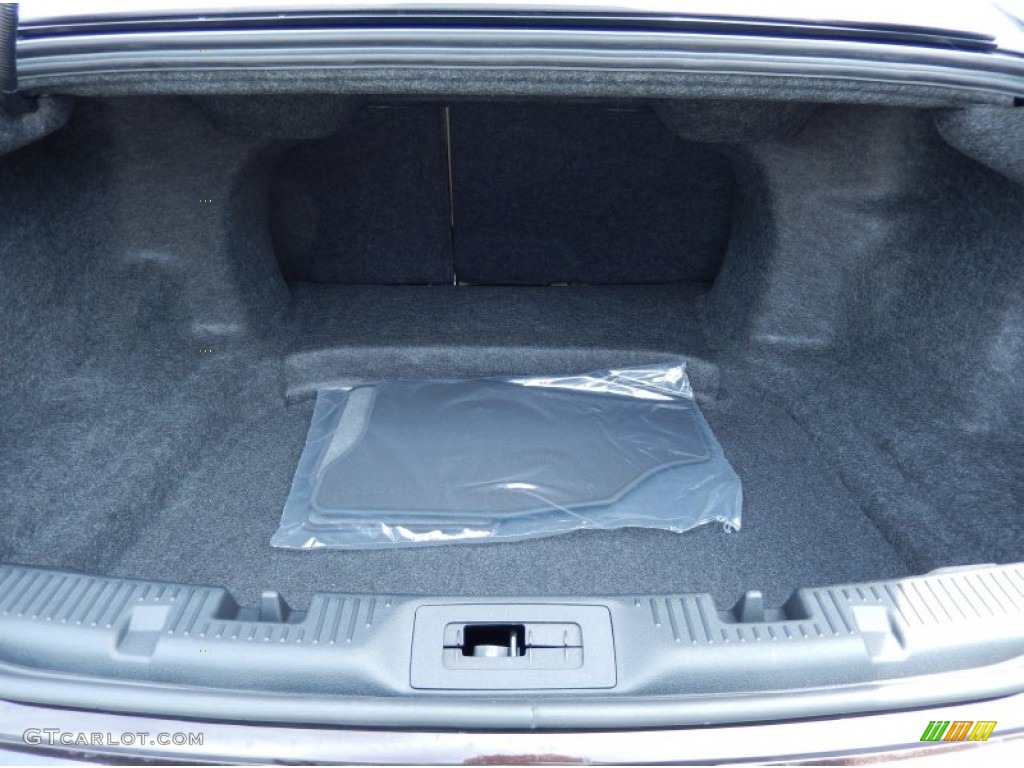 2014 Ford Taurus SEL Trunk Photo #84696704