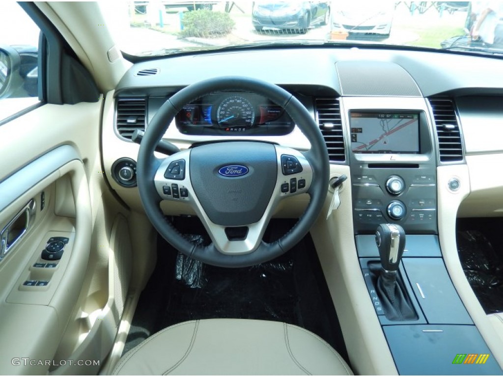 2014 Ford Taurus SEL Dune Dashboard Photo #84696797