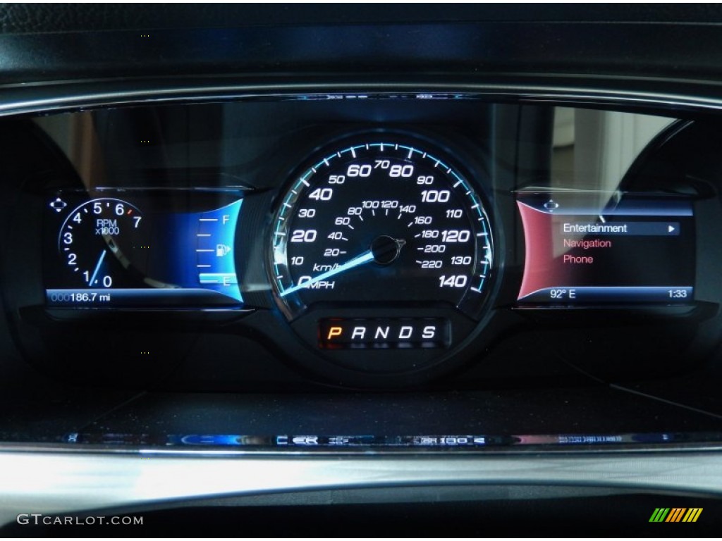 2014 Ford Taurus SEL Gauges Photo #84696818