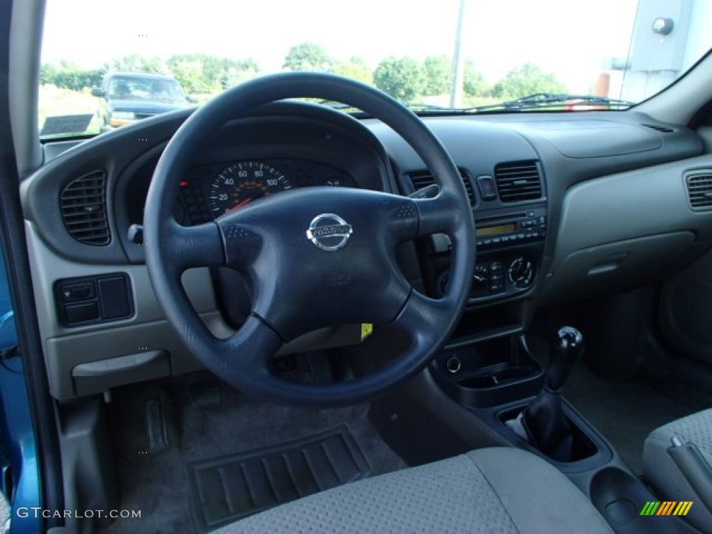 2004 Sentra 1.8 - Vibrant Blue / Taupe photo #10