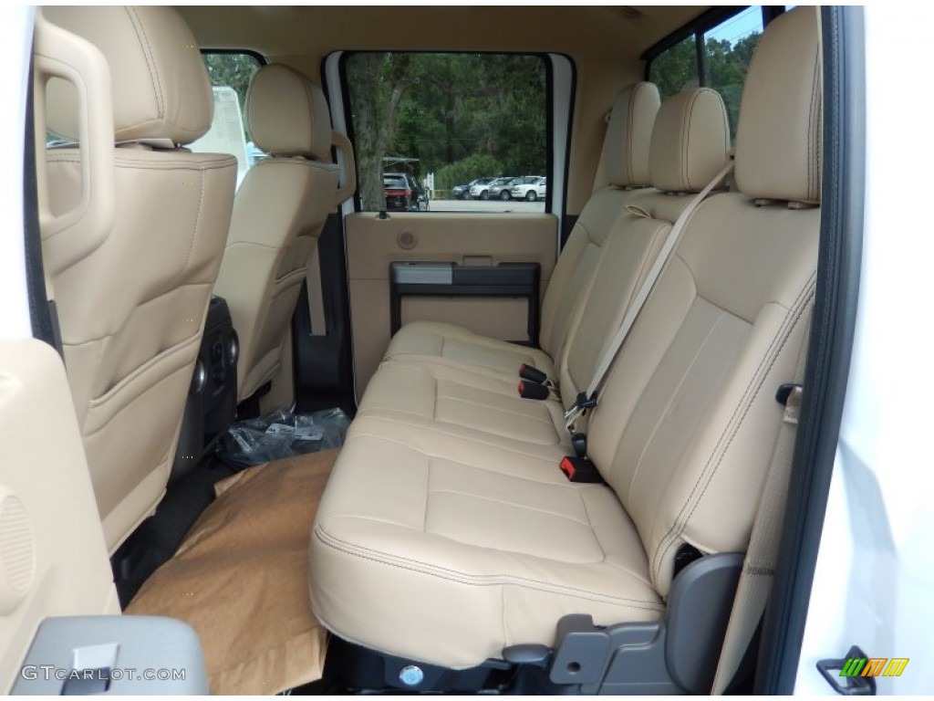 2014 Ford F450 Super Duty Lariat Crew Cab 4x4 Chassis Rear Seat Photos