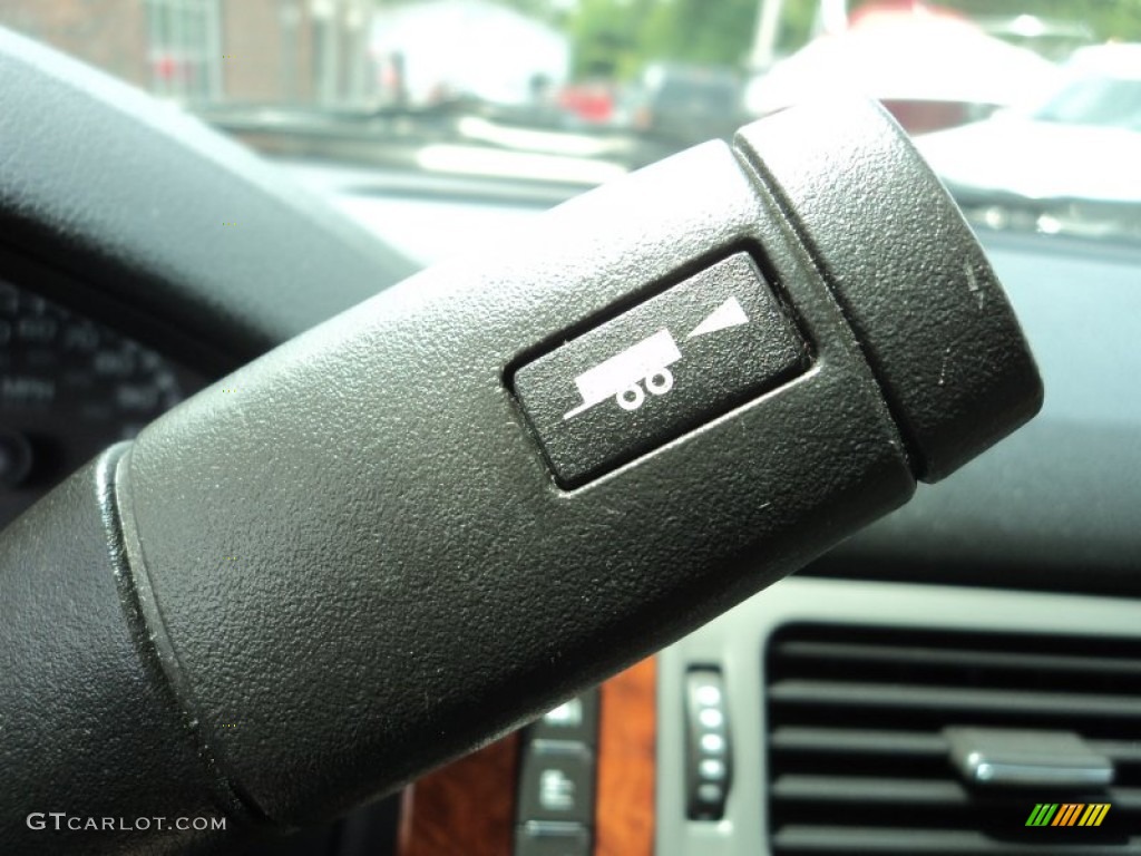 2008 Suburban 1500 LTZ 4x4 - Black / Light Cashmere/Ebony photo #15