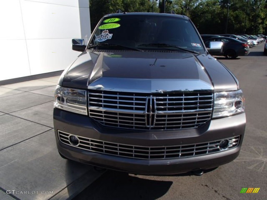 2010 Navigator 4x4 - Sterling Grey Metallic / Charcoal Black photo #2