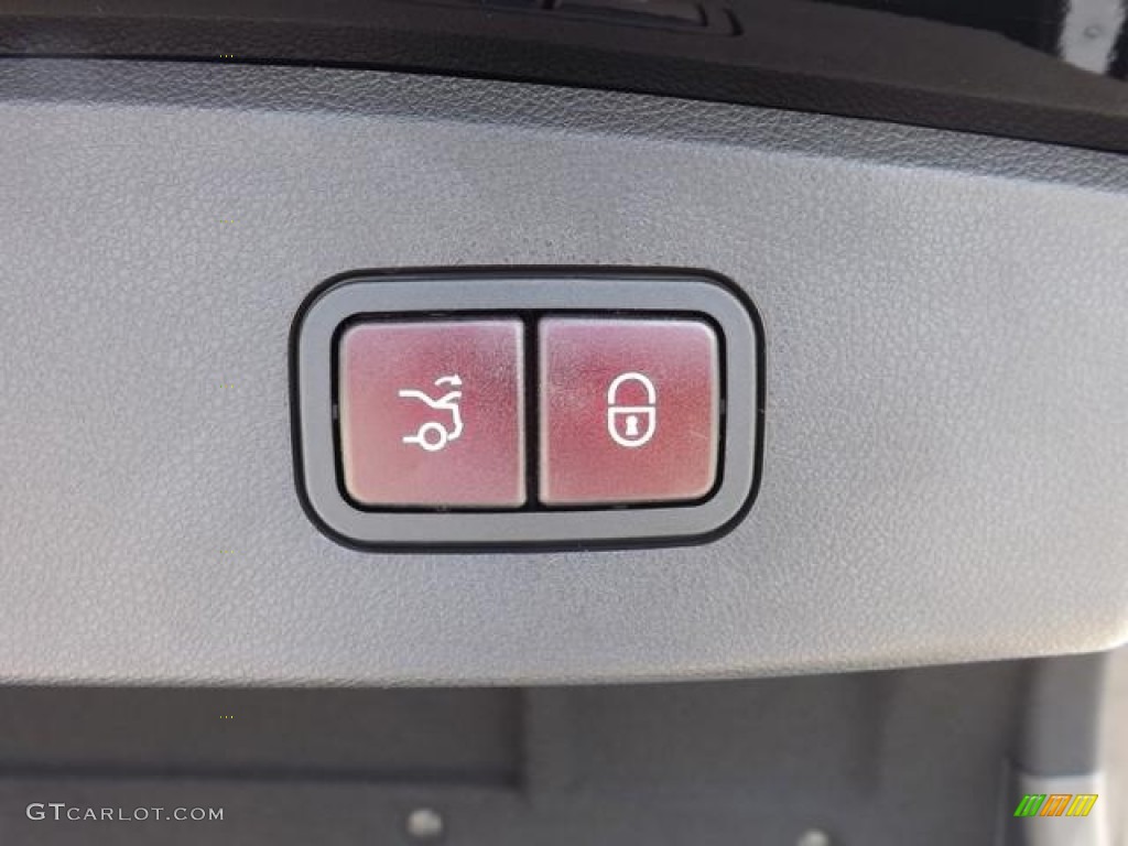 2014 E 350 Sedan - Black / Black photo #12