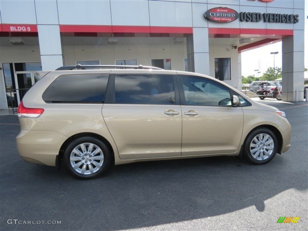 2011 Sienna XLE - Sandy Beach Metallic / Light Gray photo #8