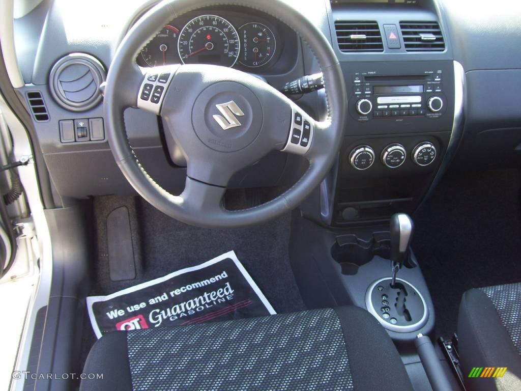 2008 SX4 Crossover AWD - Quicksilver Metallic / Black photo #9