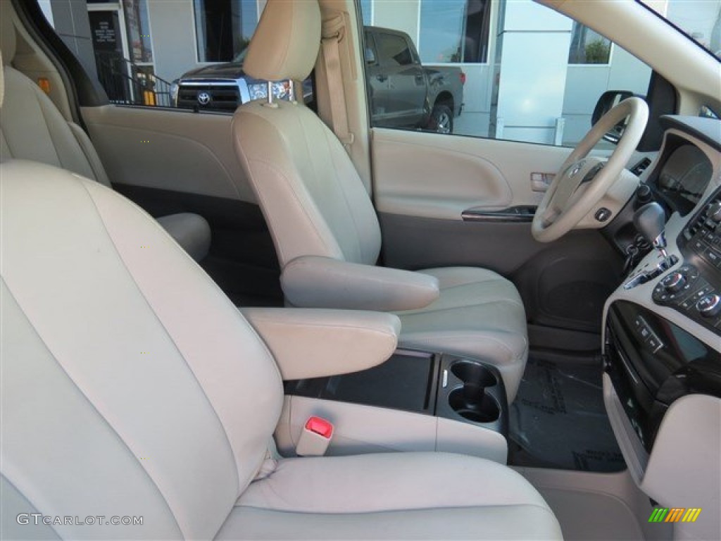 2011 Sienna LE - Cypress Green Pearl / Bisque photo #13