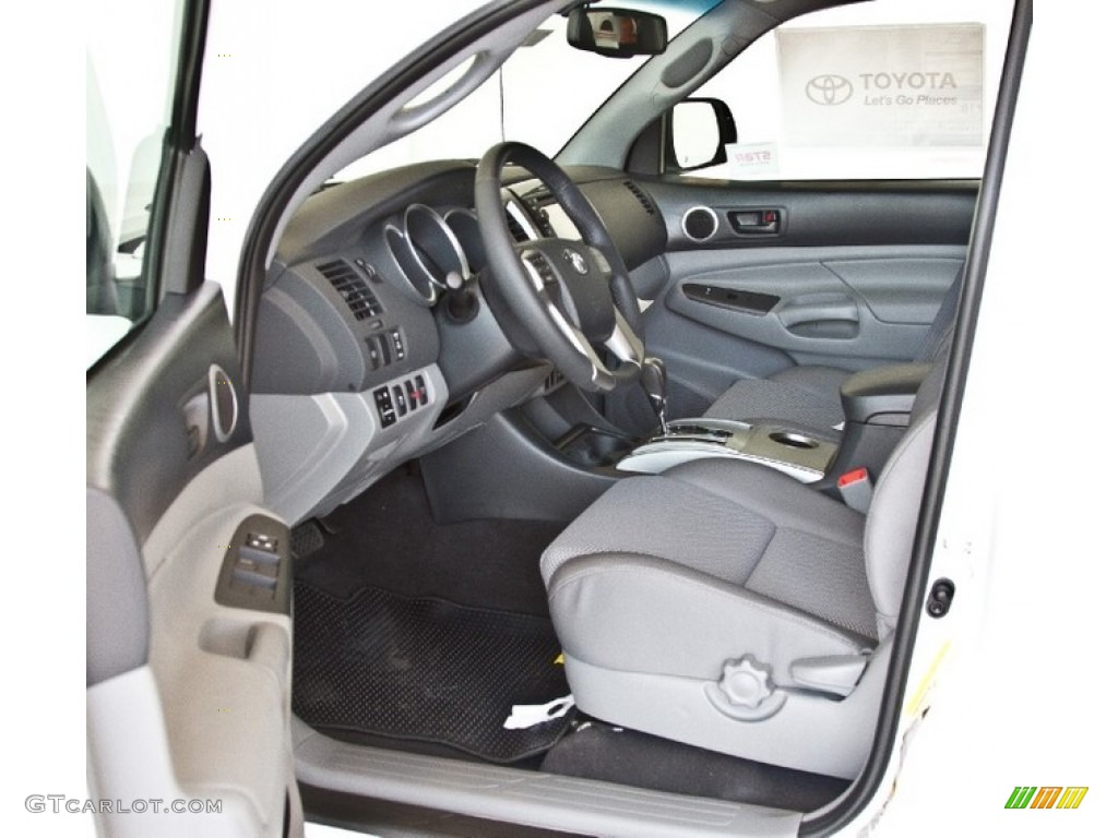 2013 Tacoma V6 TRD Sport Double Cab 4x4 - Super White / Graphite photo #9