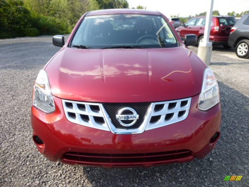 2011 Rogue S AWD - Cayenne Red / Black photo #2