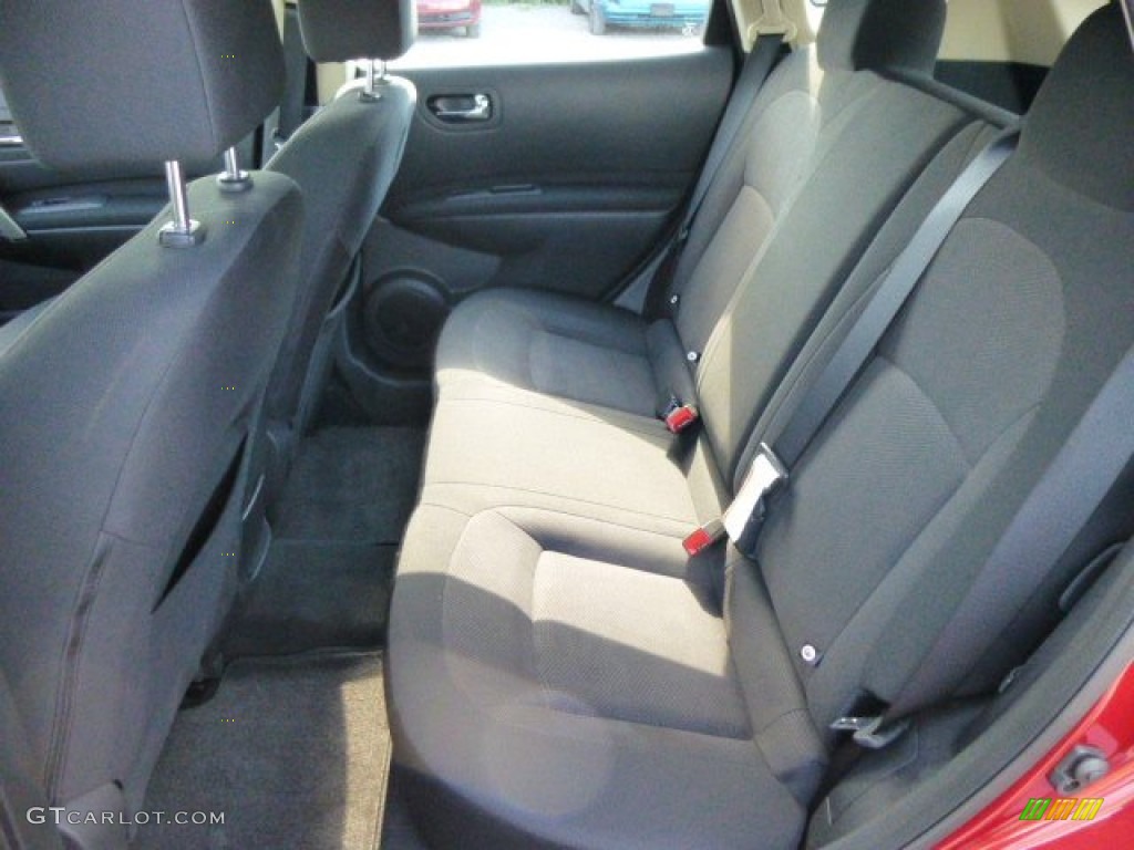 2011 Rogue S AWD - Cayenne Red / Black photo #5