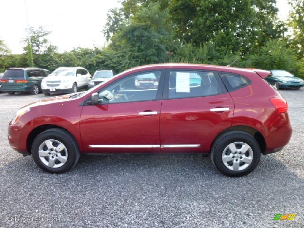 2011 Rogue S AWD - Cayenne Red / Black photo #8