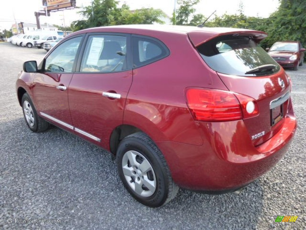 2011 Rogue S AWD - Cayenne Red / Black photo #9