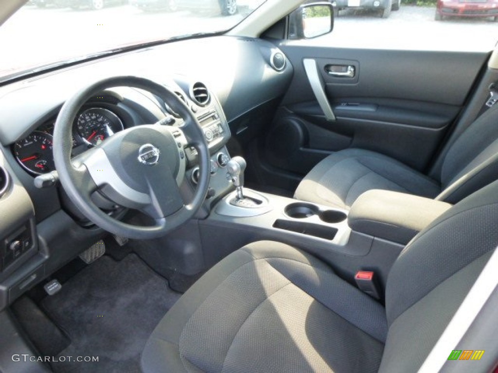 2011 Rogue S AWD - Cayenne Red / Black photo #16