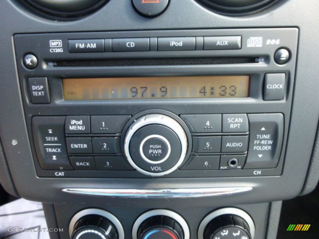 2011 Rogue S AWD - Cayenne Red / Black photo #19