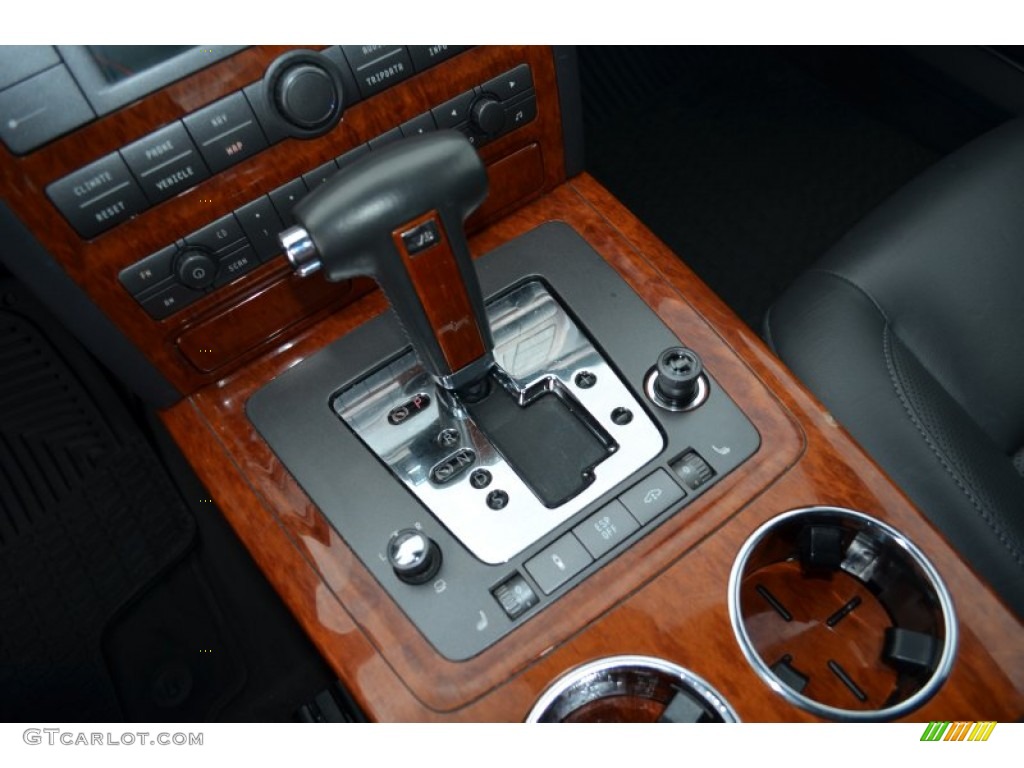 2005 Volkswagen Phaeton V8 4Motion Sedan Transmission Photos