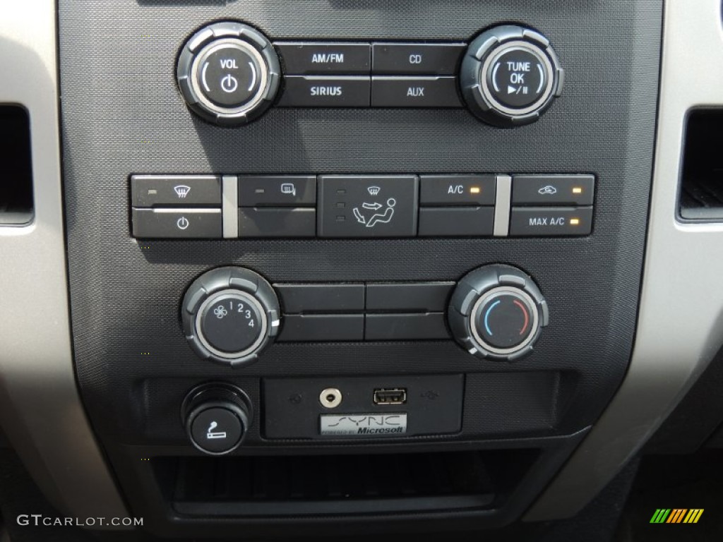 2010 F150 XLT SuperCrew - Dark Blue Pearl Metallic / Medium Stone photo #19