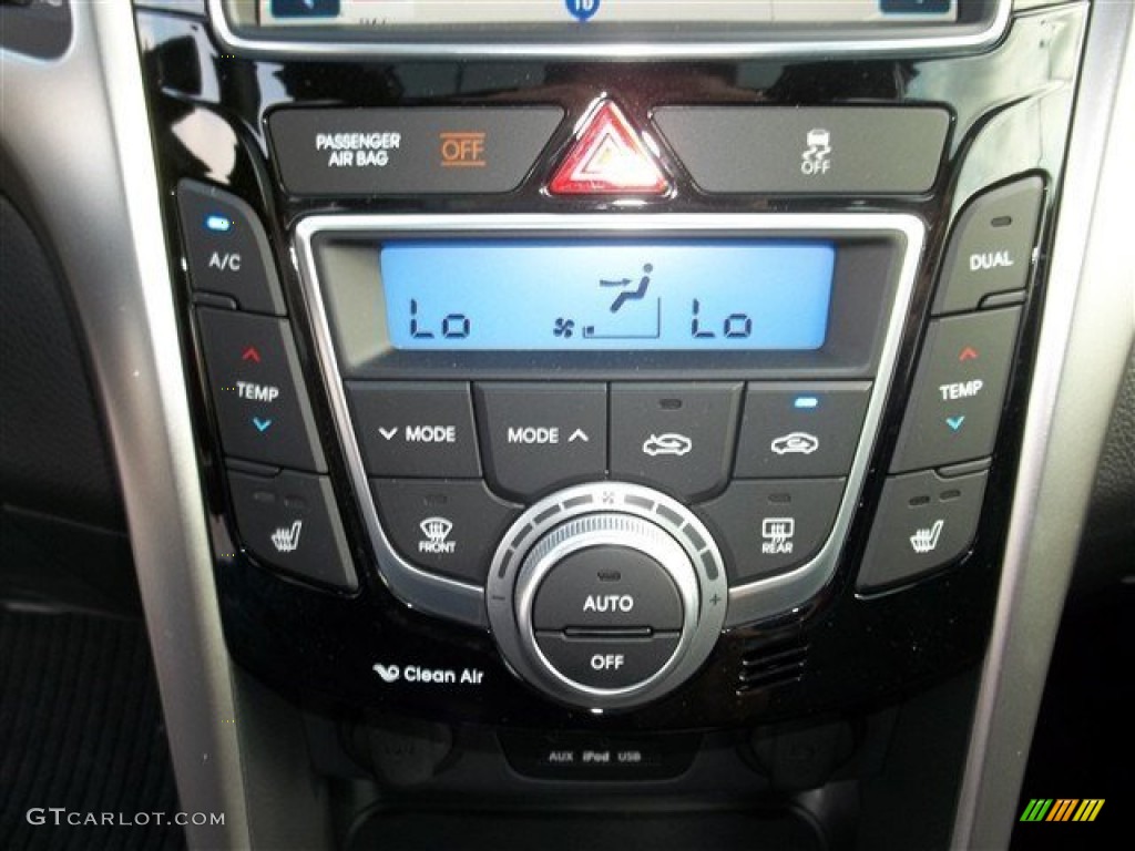 2013 Elantra GT - Black Noir Pearl / Black photo #25