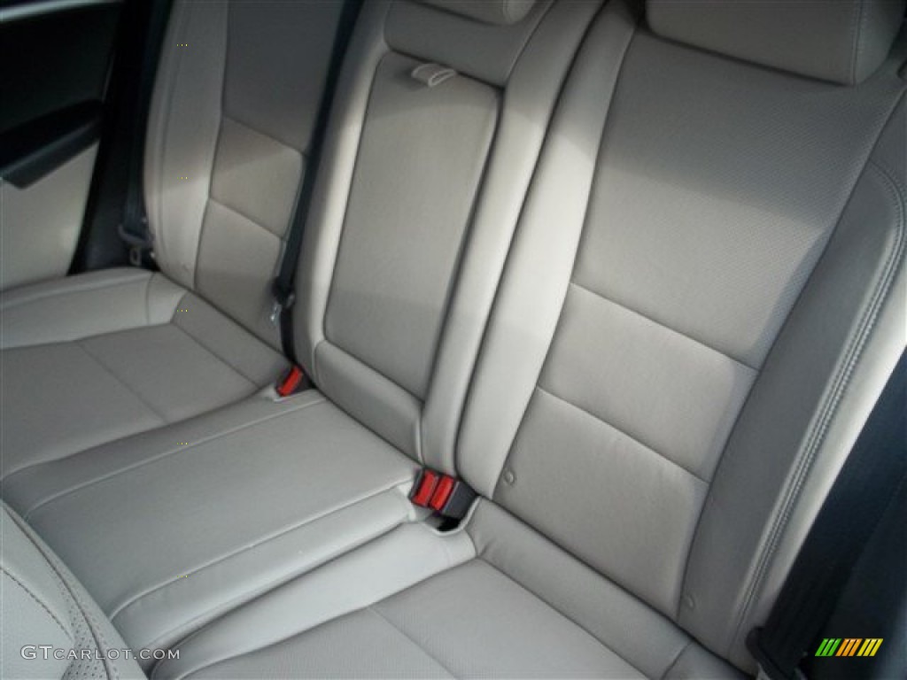 2013 Elantra GT - Black Noir Pearl / Beige photo #9