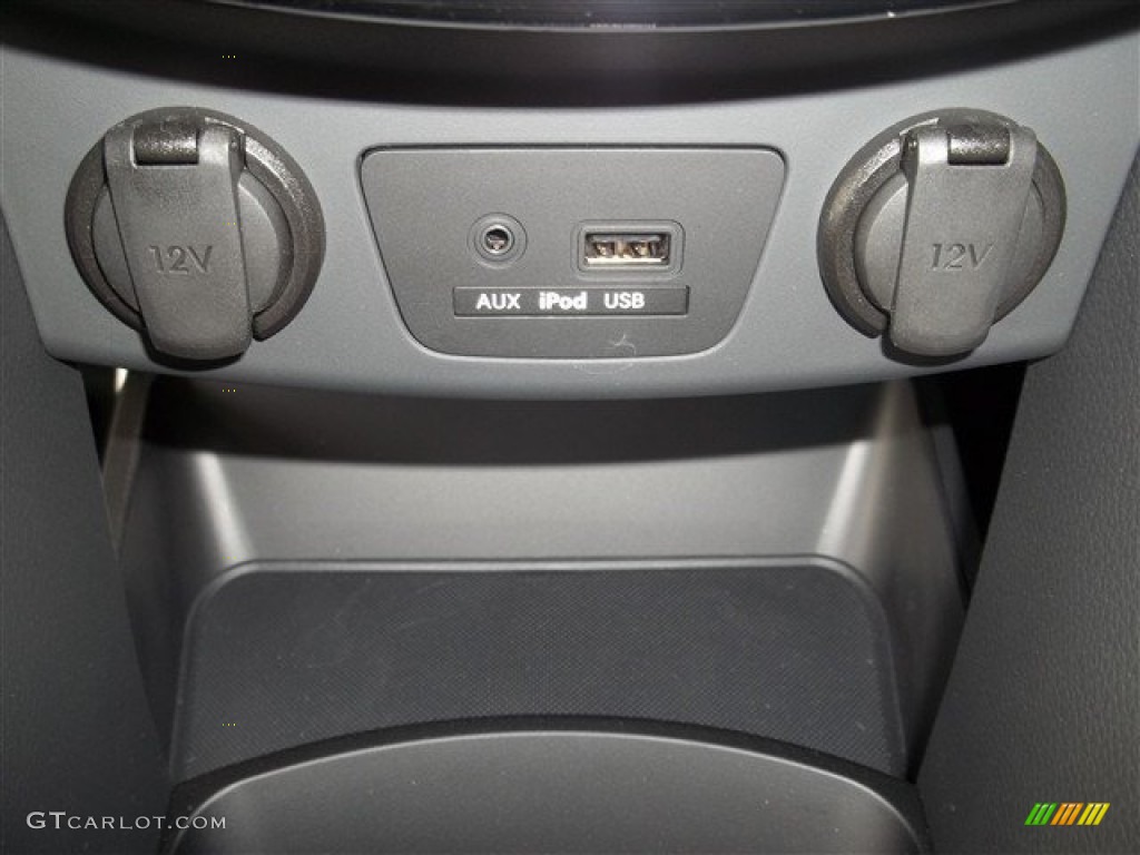2013 Elantra GT - Black Noir Pearl / Beige photo #23