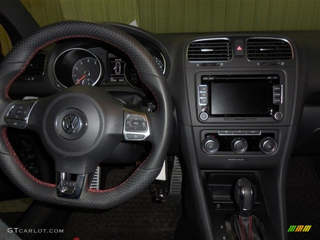 2012 GTI 4 Door - Carbon Steel Gray Metallic / Interlagos Plaid Cloth photo #13