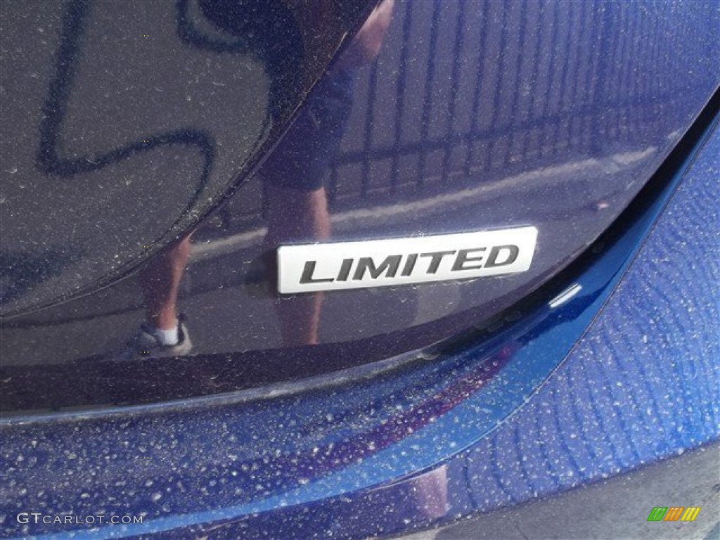 2013 Elantra Limited - Indigo Night / Gray photo #8