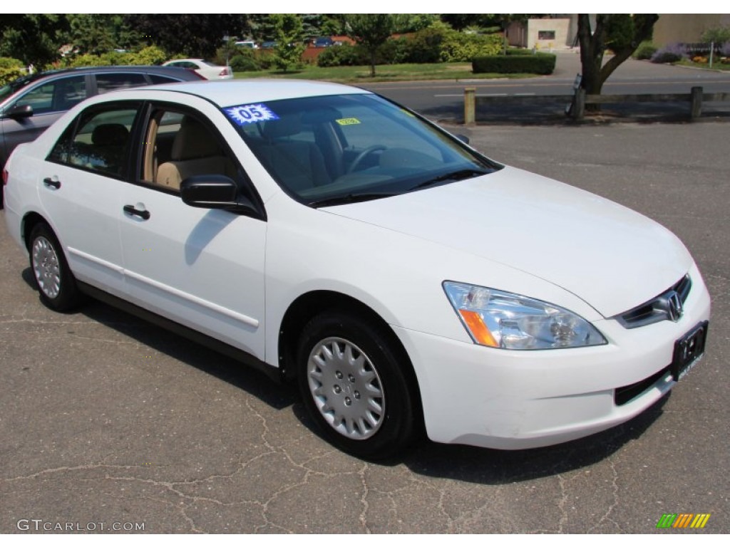 2005 Accord DX Sedan - Taffeta White / Ivory photo #3