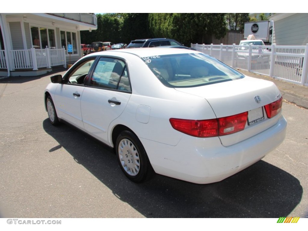2005 Accord DX Sedan - Taffeta White / Ivory photo #10