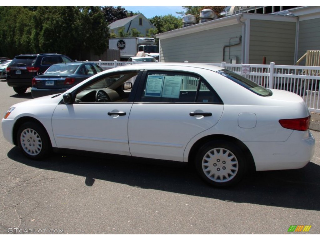 2005 Accord DX Sedan - Taffeta White / Ivory photo #11