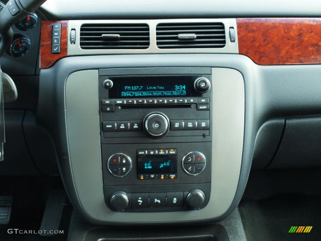 2013 Yukon SLT 4x4 - Onyx Black / Ebony photo #12