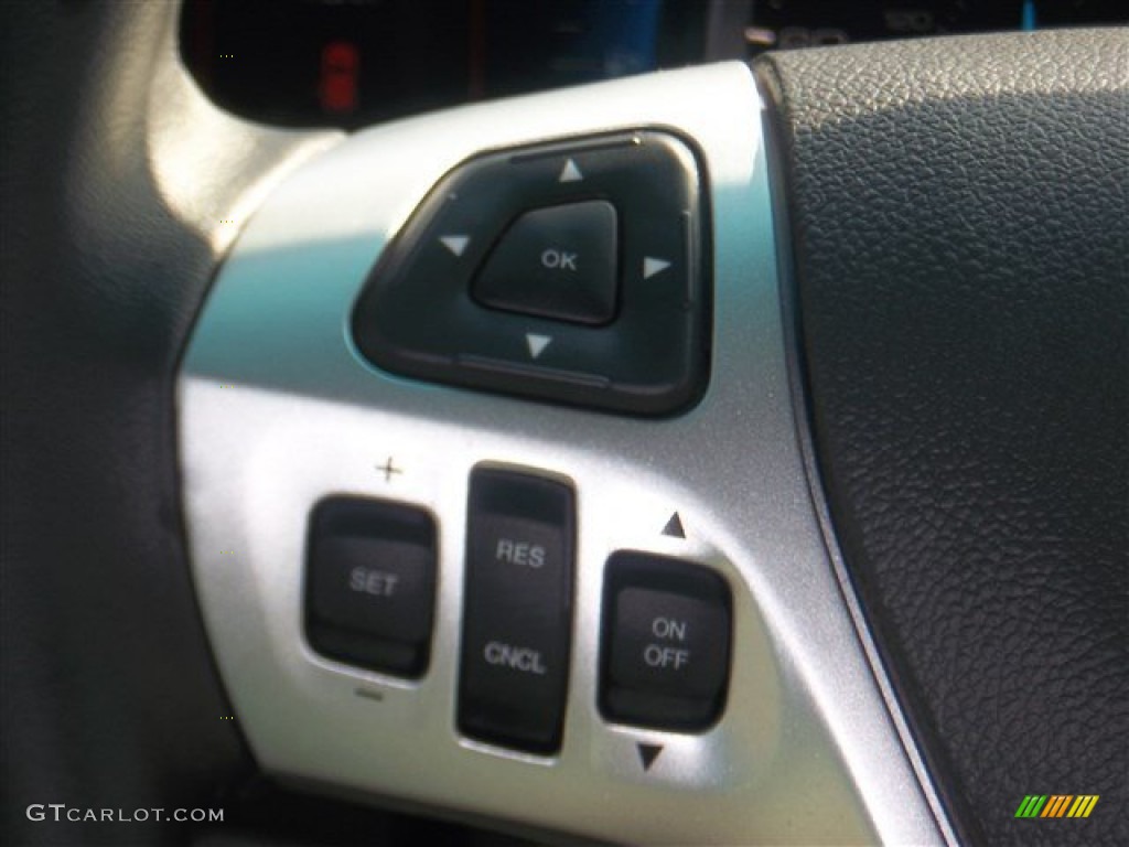 2014 Explorer XLT - Tuxedo Black / Medium Light Stone photo #16