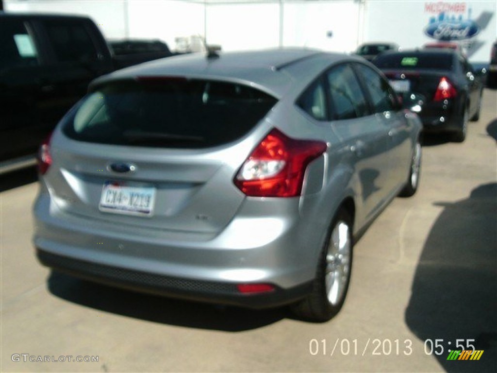 2012 Focus SEL 5-Door - Ingot Silver Metallic / Charcoal Black photo #6