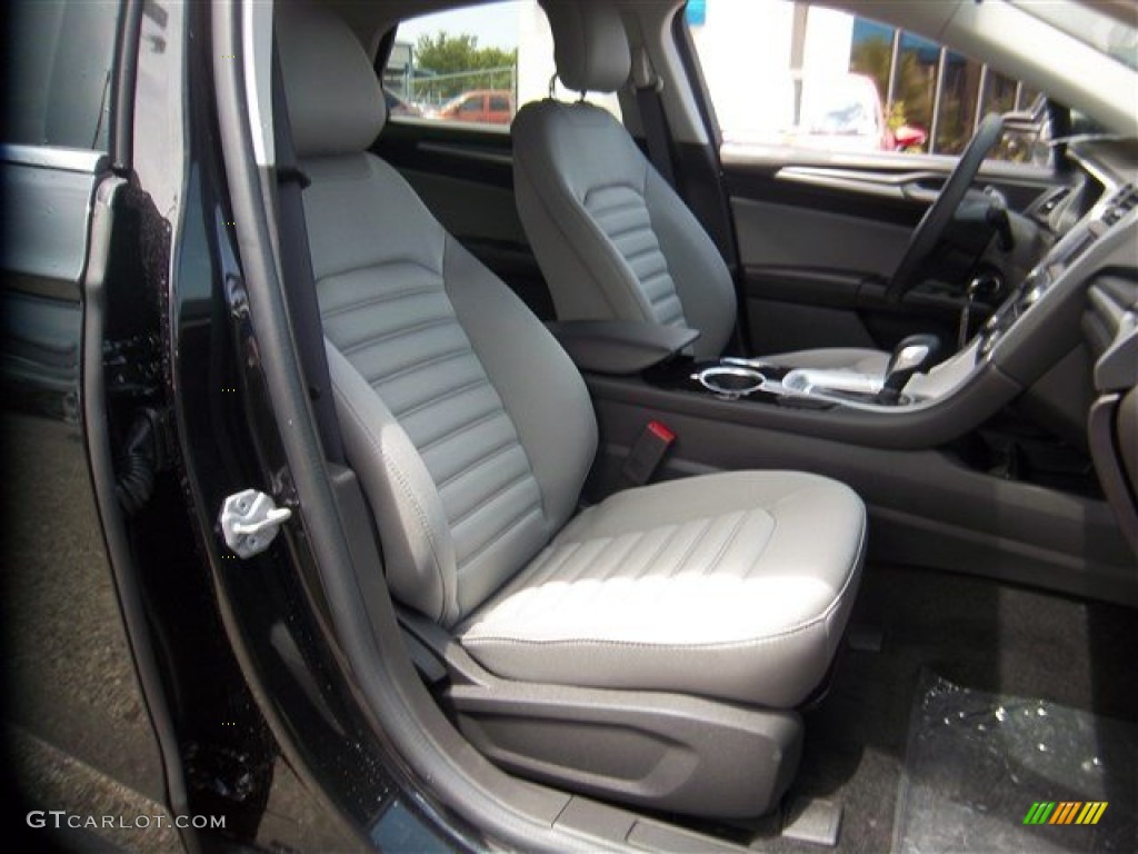 2014 Ford Fusion S Front Seat Photo #84726876