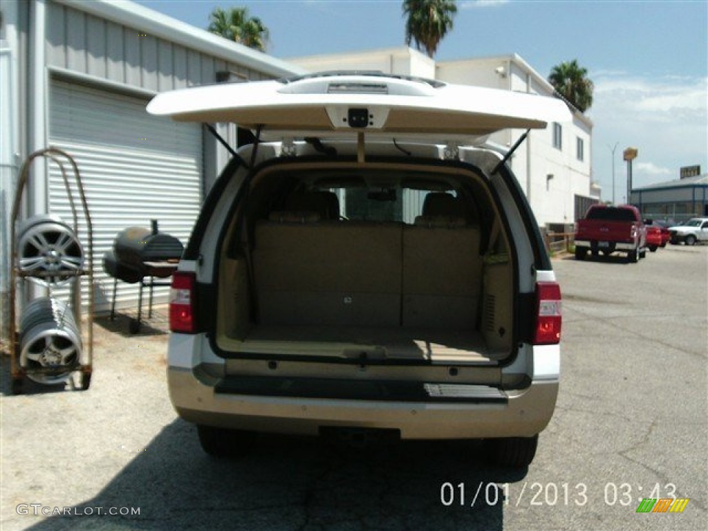 2011 Expedition XLT - Oxford White / Camel photo #7