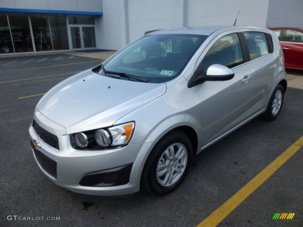 Silver Ice Metallic 2013 Chevrolet Sonic LT Hatch Exterior Photo #84729235