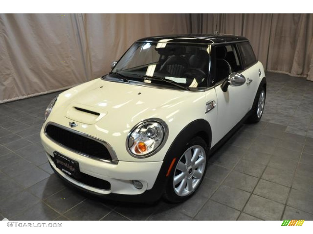 2007 Cooper S Hardtop - Pepper White / Lounge Carbon Black photo #1