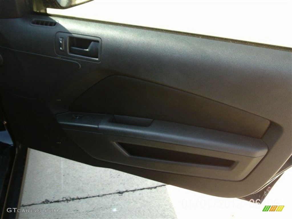 2011 Mustang V6 Coupe - Ebony Black / Charcoal Black photo #8