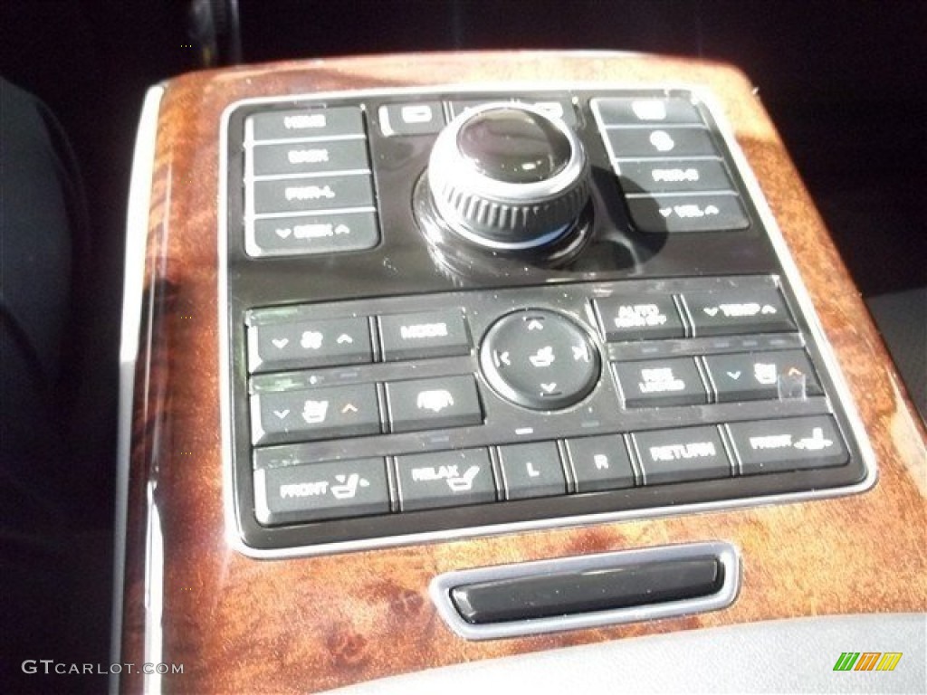 2014 Hyundai Equus Ultimate Controls Photo #84731803